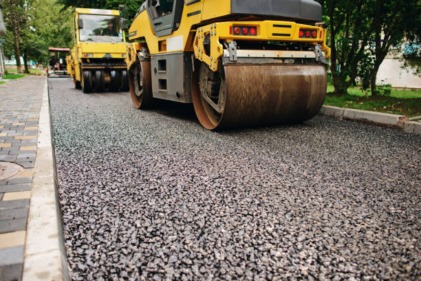 Best Driveway Paving Contractor  in Goliad, TX